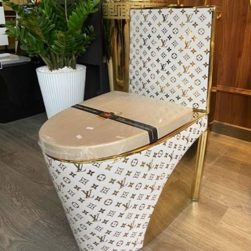 Bồn cầu DUBAI dát mạ màng cao cấp
