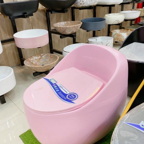 Bồn cầu trứng màu hồng