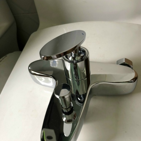 VÒI CỦ SEN NÓNG LẠNH INOX 304 BÓNG GIÁ RẺ TẠI TPHCM