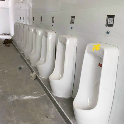 BỒN TIỂU NAM ĐẶT SÀN CAO CẤP GIÁ RẺ TẠI TPHCM