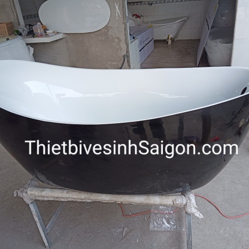 BỒN TẮM ĐẶT SÀN MÀU ĐEN GIÁ XƯỞNG TẠI TPHCM