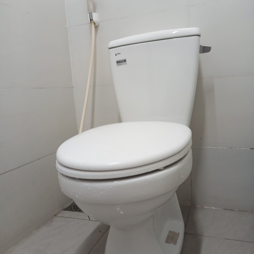 Bồn cầu Inax 2 Khối C117VA Giá Rẻ Tại Tphcm, Hà Nội, Đà Nẵng